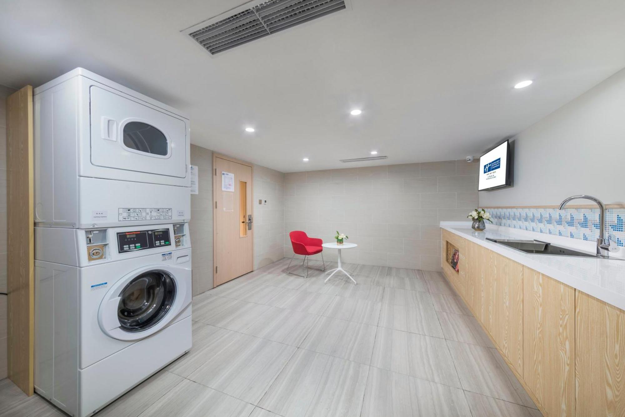 Holiday Inn Express Shanghai Gubei By Ihg Dış mekan fotoğraf